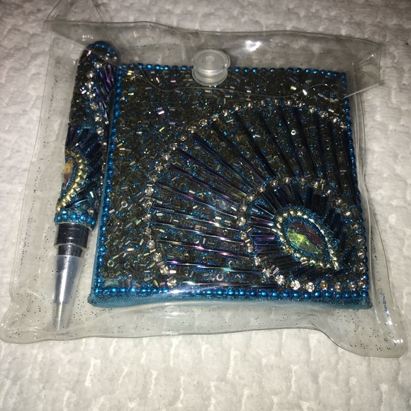 Two decorative boxes and beaded mini note pad - Picture 2 of 13